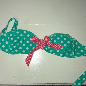 Strapless bikini top